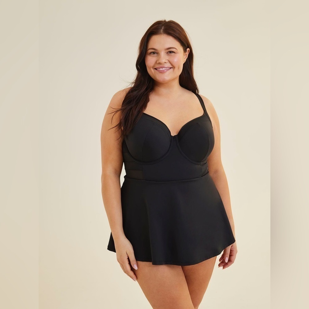 New Black Swim Dress With mesh inserts 5x